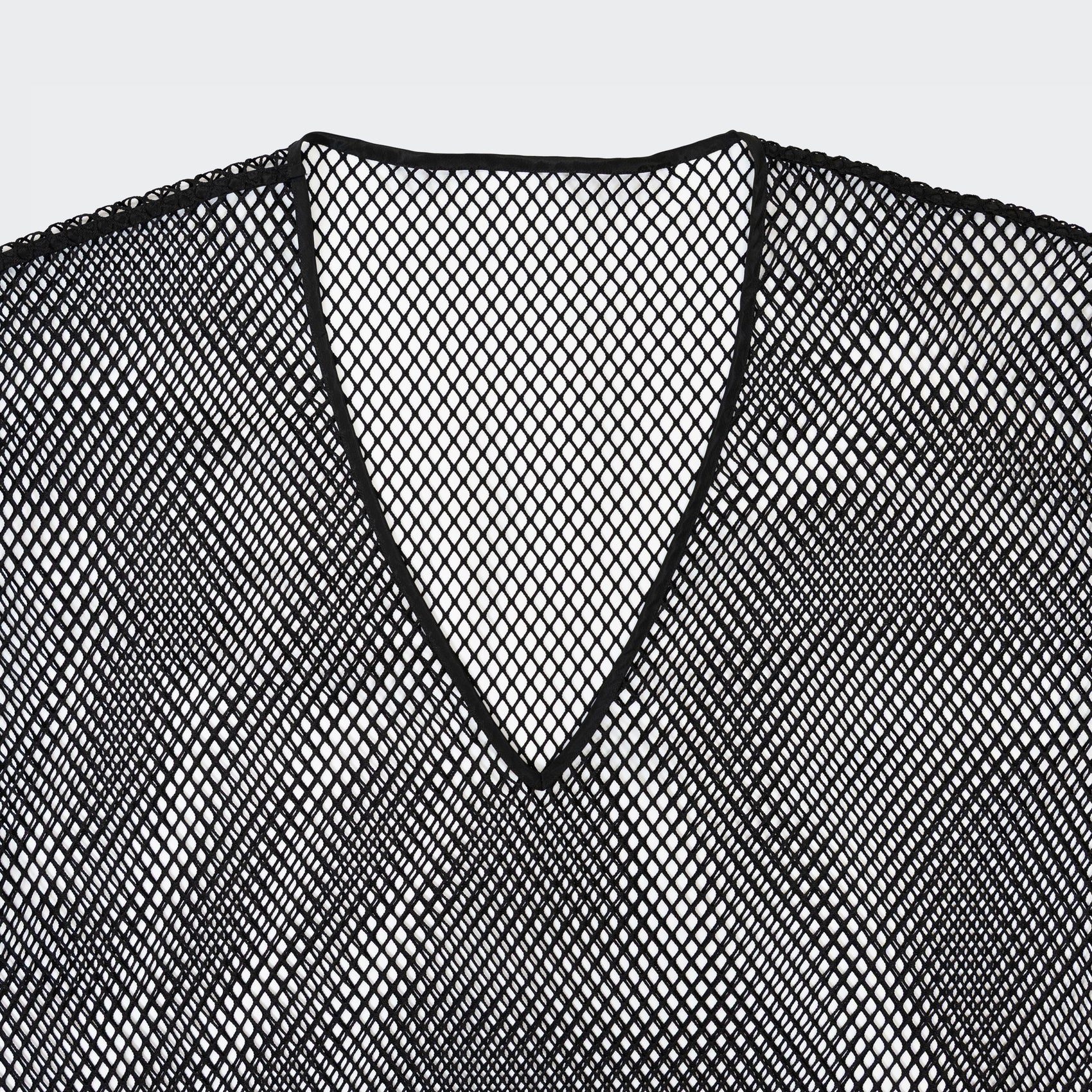 V衿メッシュプルオーバー