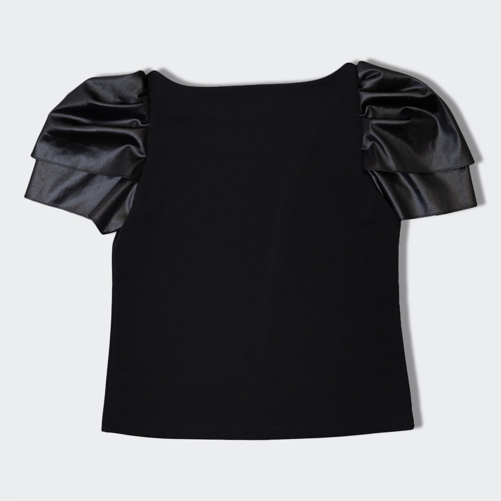 花びらスリーブプルオーバー