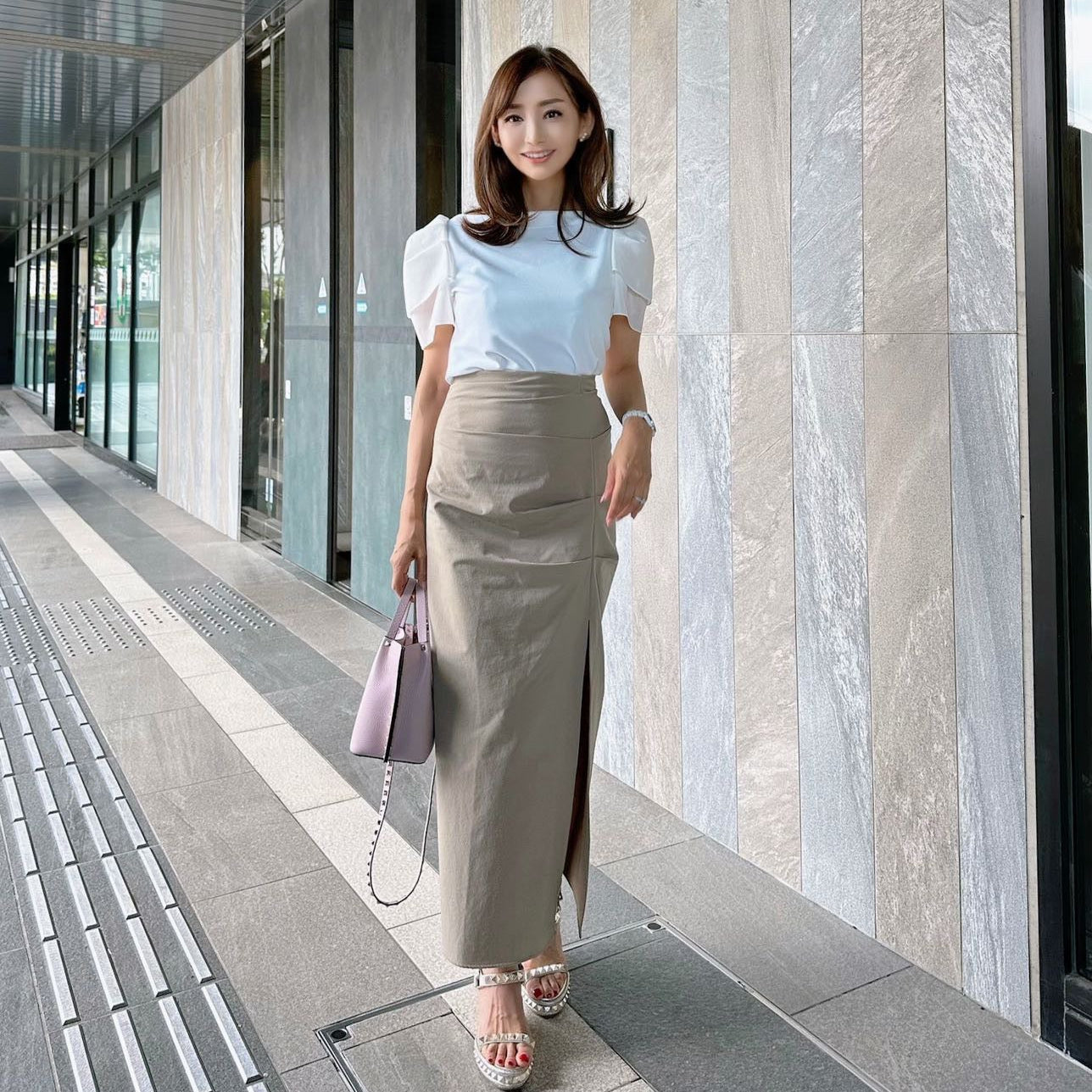 花びらスリーブプルオーバー