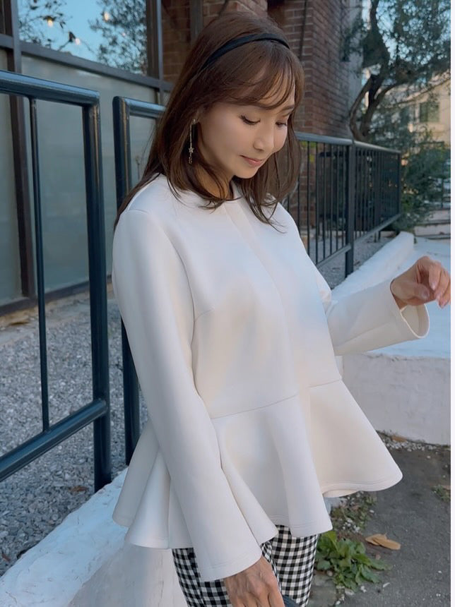 フリルジップジャケット