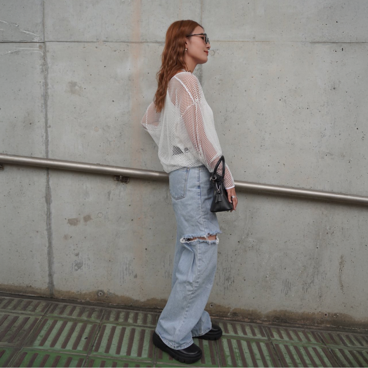 V衿メッシュプルオーバー